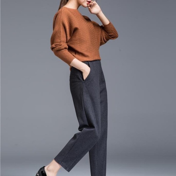 High Waisted Gray Trousers with Wide Leg Silhouette - Picture 4 of 5